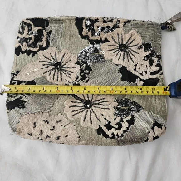 Miss Albright Specialty Anthropologie Medium Size Clutch - Picture 8 of 11